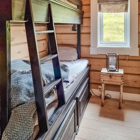 5 Bedroom Gorgeous In *